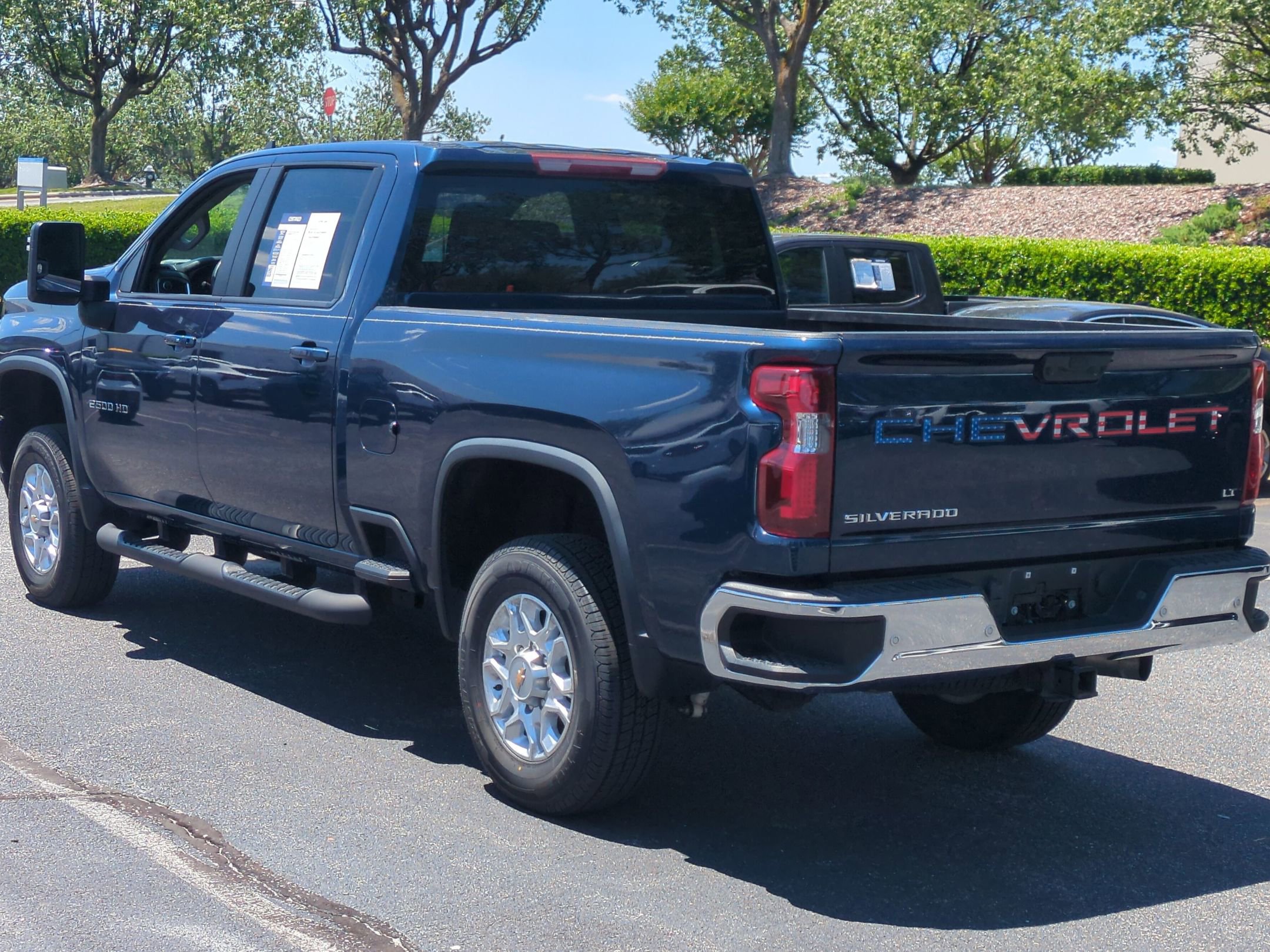 Used 2022 Chevrolet Silverado 2500 LT w/ All Star Edition AWD/4WD image 8