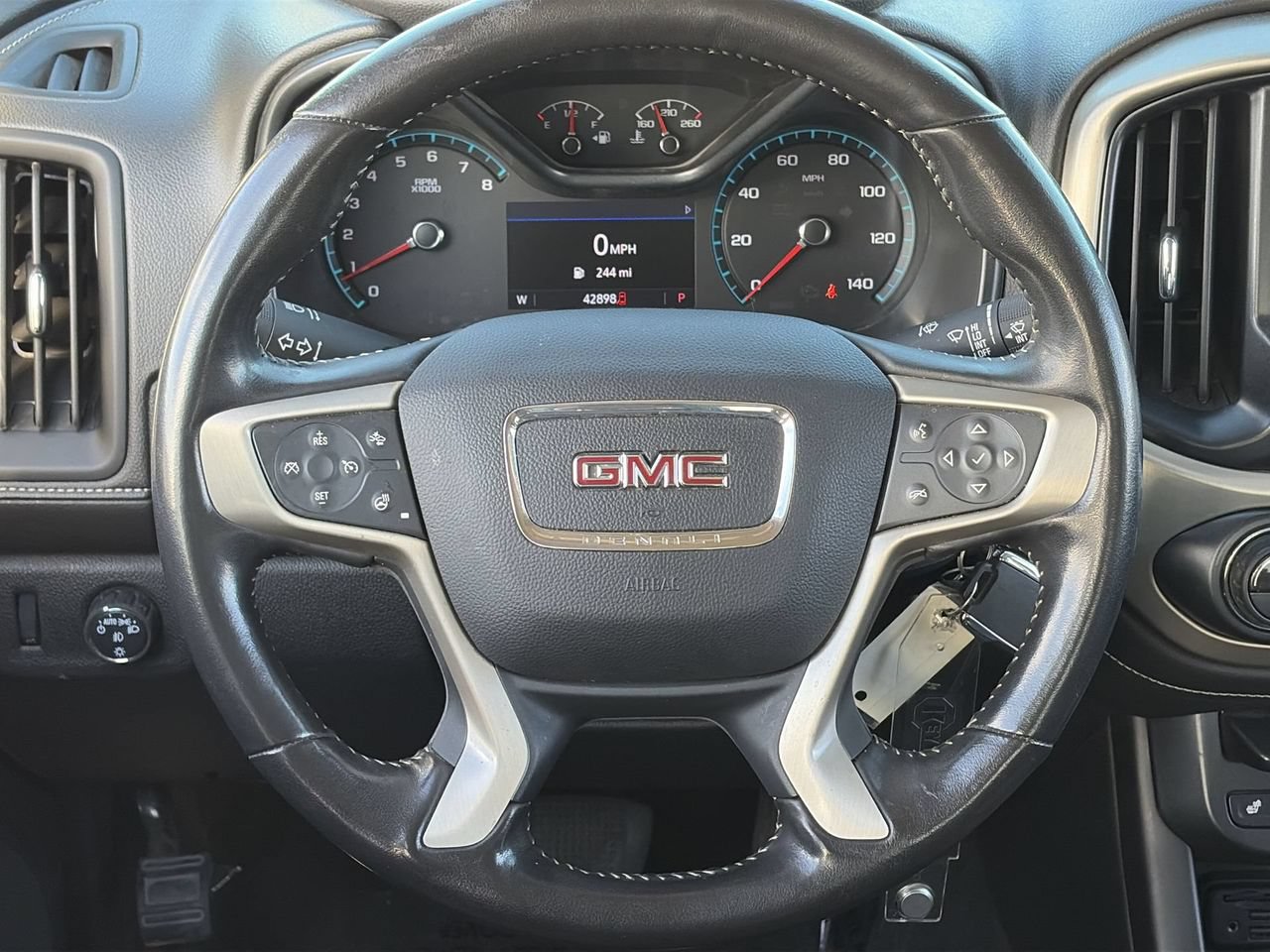 Used 2020 GMC Canyon Denali RWD image 21