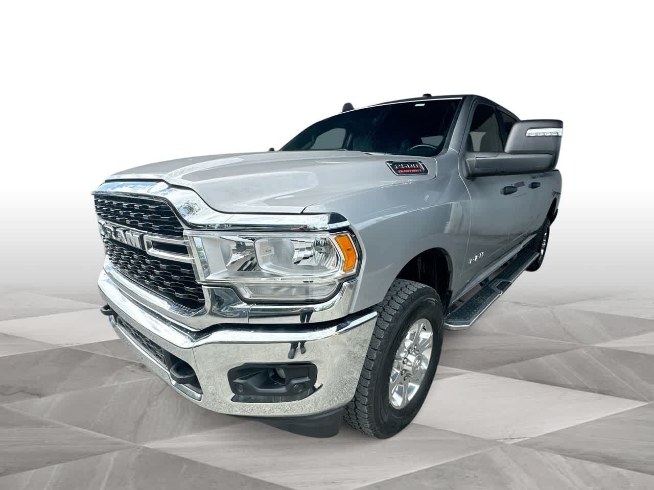 Used 2024 RAM 2500 Big Horn w/ Protection Group AWD/4WD image 4