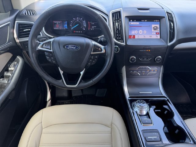 Used 2019 Ford Edge SEL w/ Equipment Group 201A FWD image 4