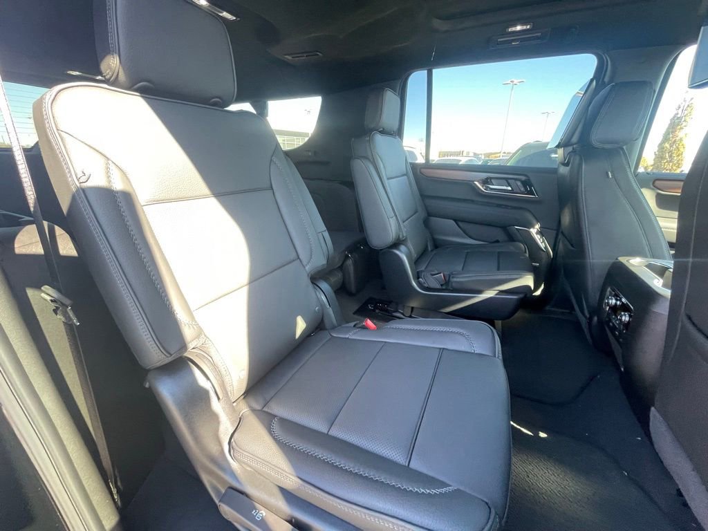 New 2026 GMC Yukon XL Denali w/ Denali Reserve Package image 26