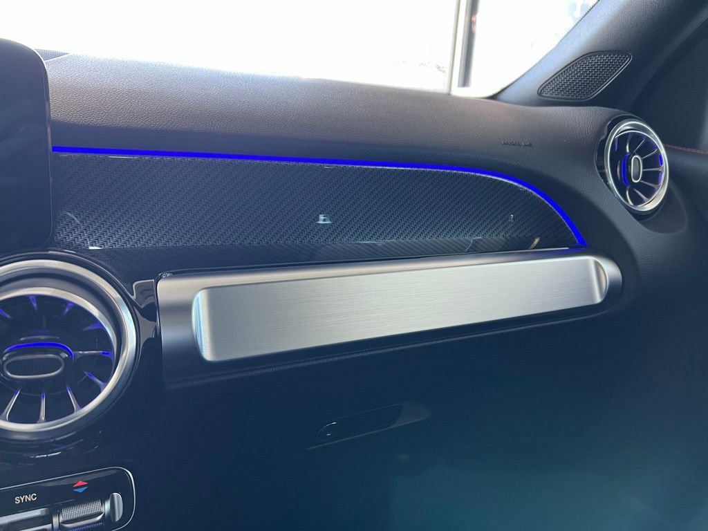 Certified 2025 Mercedes-Benz GLB 250 4MATIC image 19