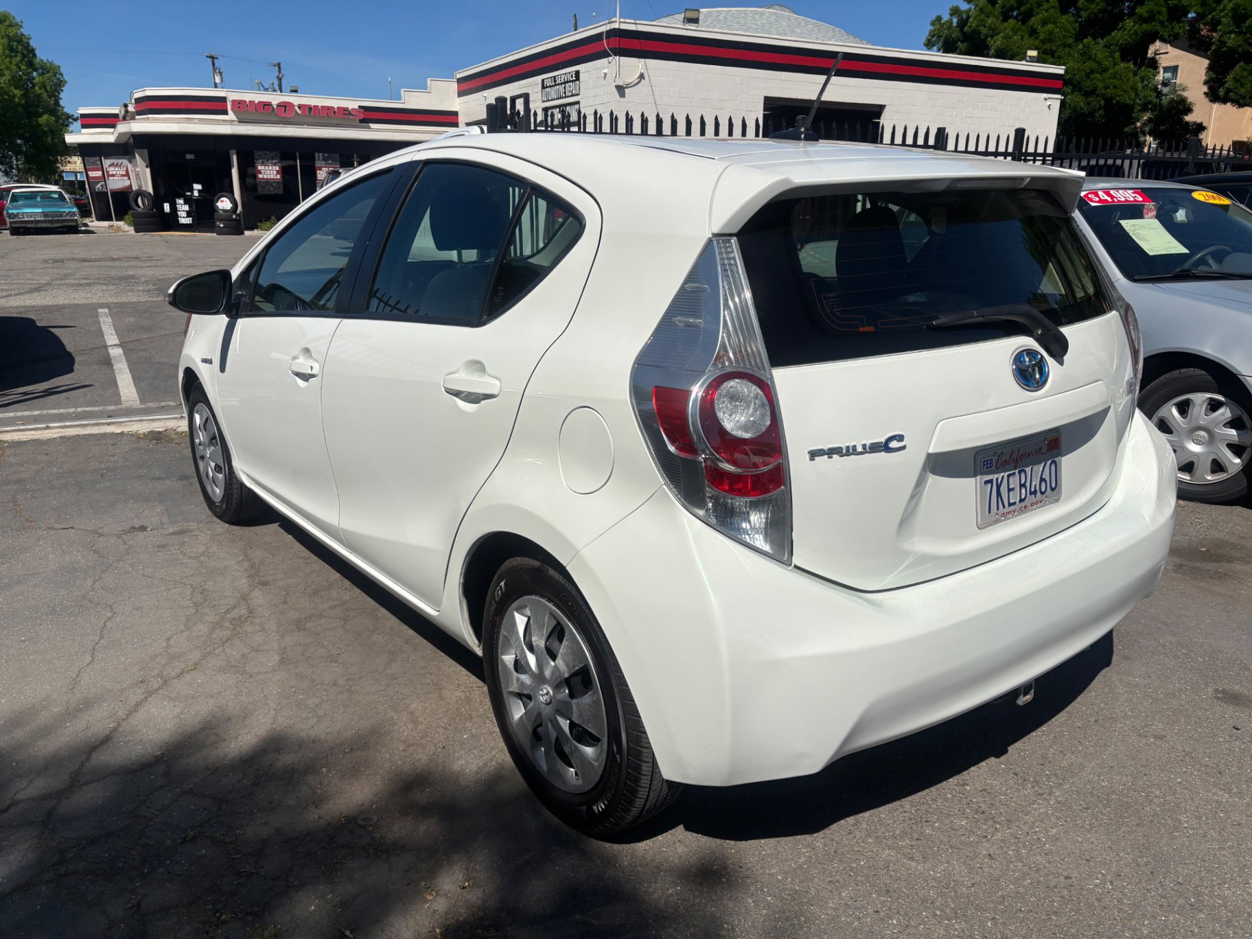 Used 2014 Toyota Prius C Three image 4