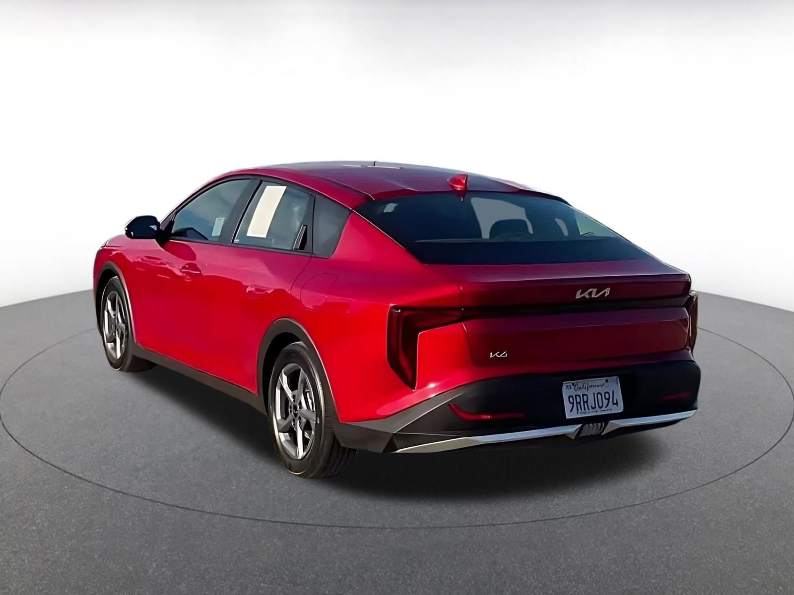 Used 2025 Kia K4 LXS image 10