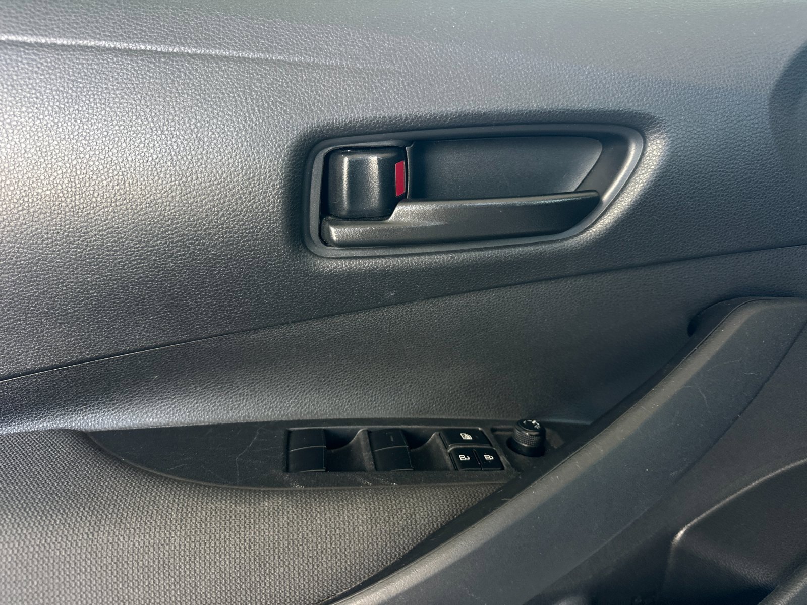 Used 2024 Toyota Corolla LE image 10