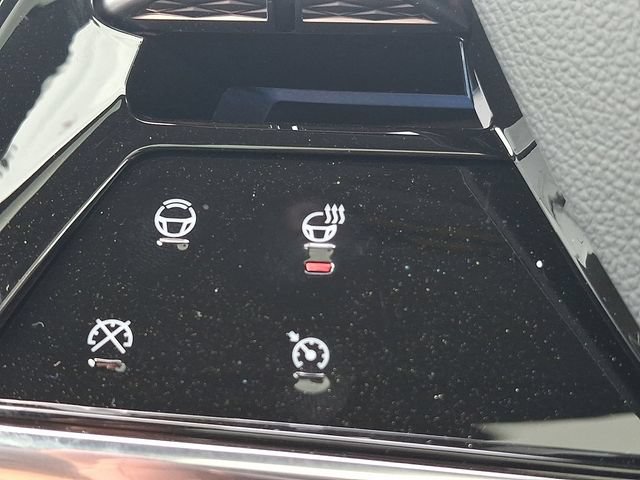 New 2027 Cadillac Optiq Luxury AWD/4WD image 15