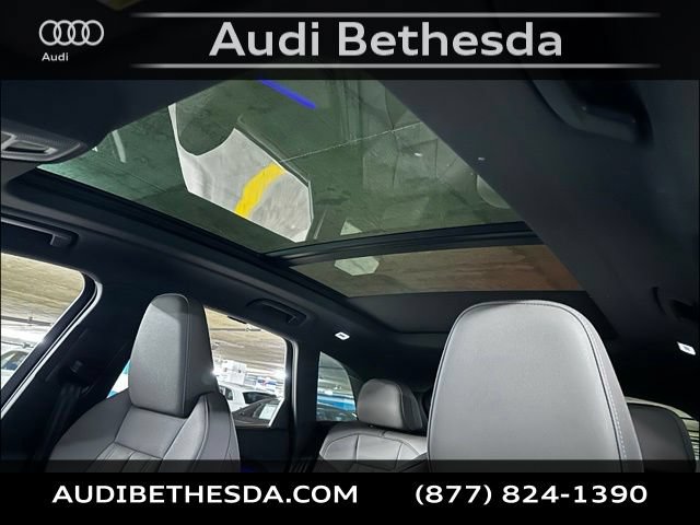 Used 2025 Audi Q5 Premium Plus w/ Premium Plus AWD/4WD image 18