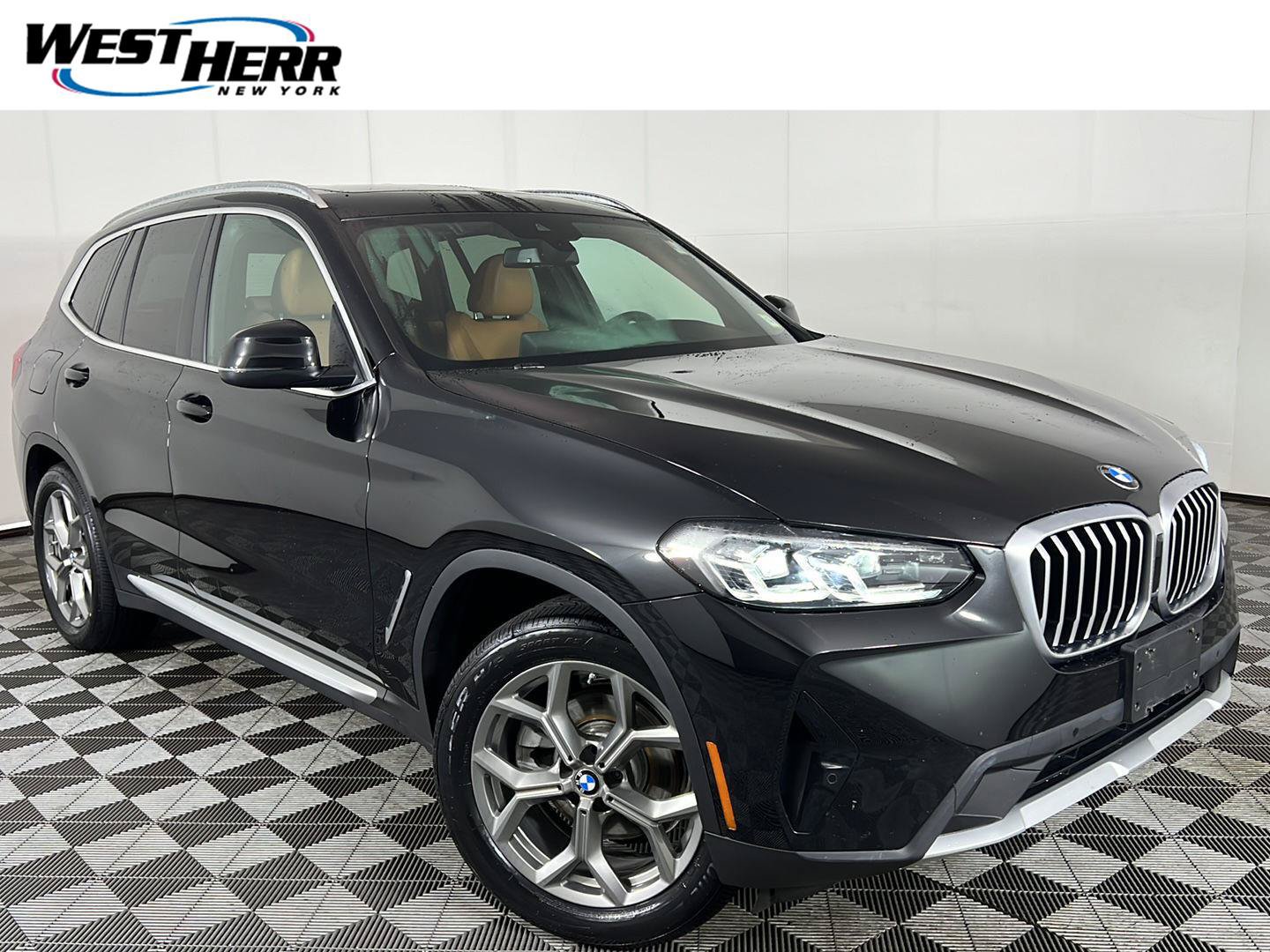 Used 2024 BMW X3 xDrive30i w/ Premium Package AWD/4WD image 1