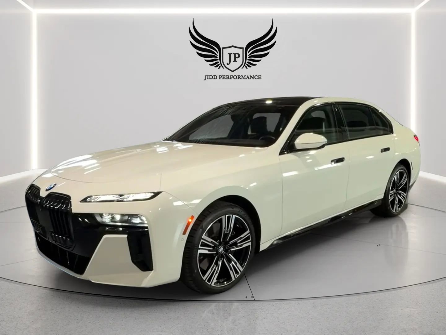 Used 2023 BMW 760i xDrive w/ Executive Package AWD/4WD image 7