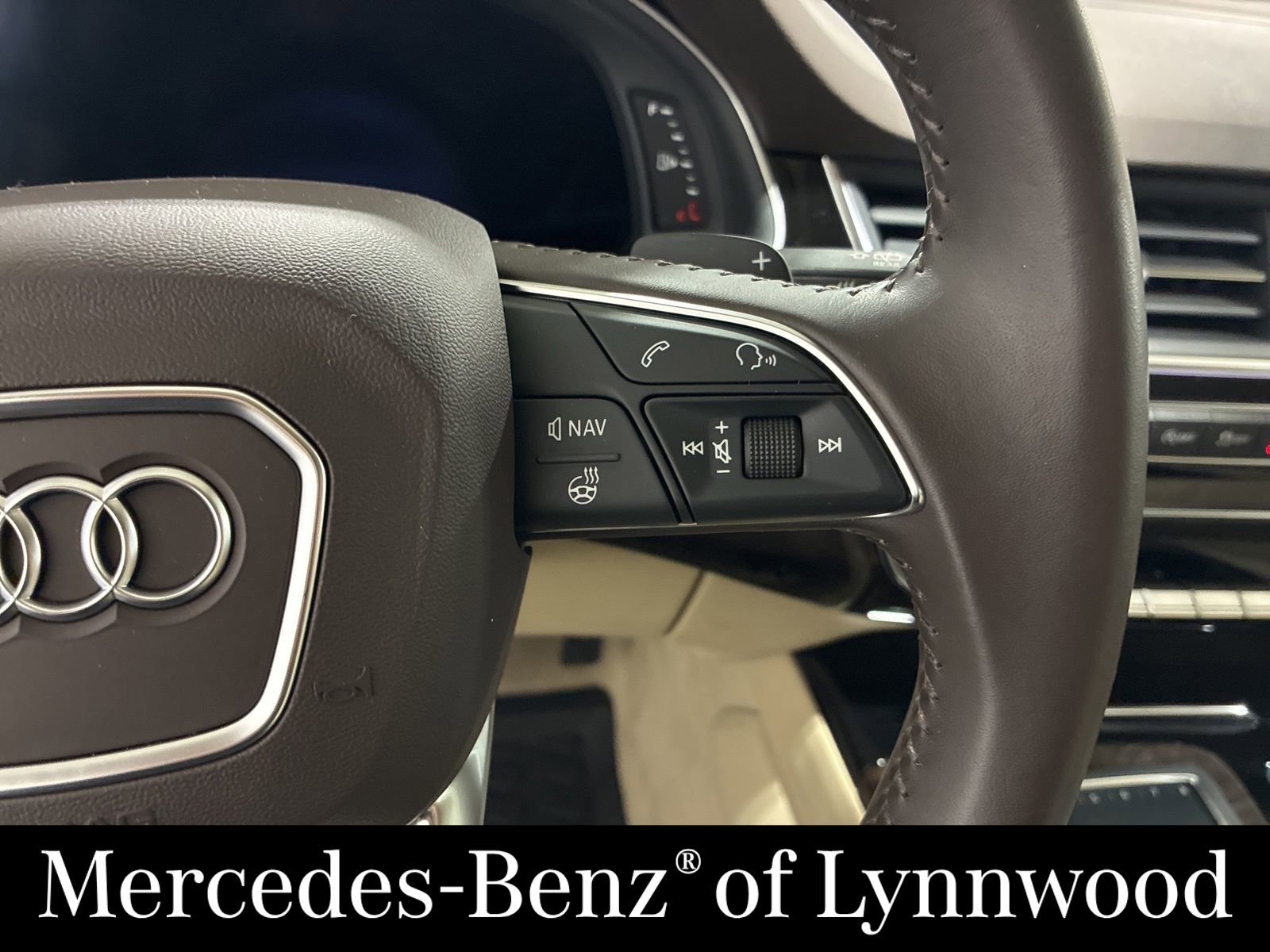 Used 2019 Audi Q7 3.0T Prestige w/ Prestige Package image 20