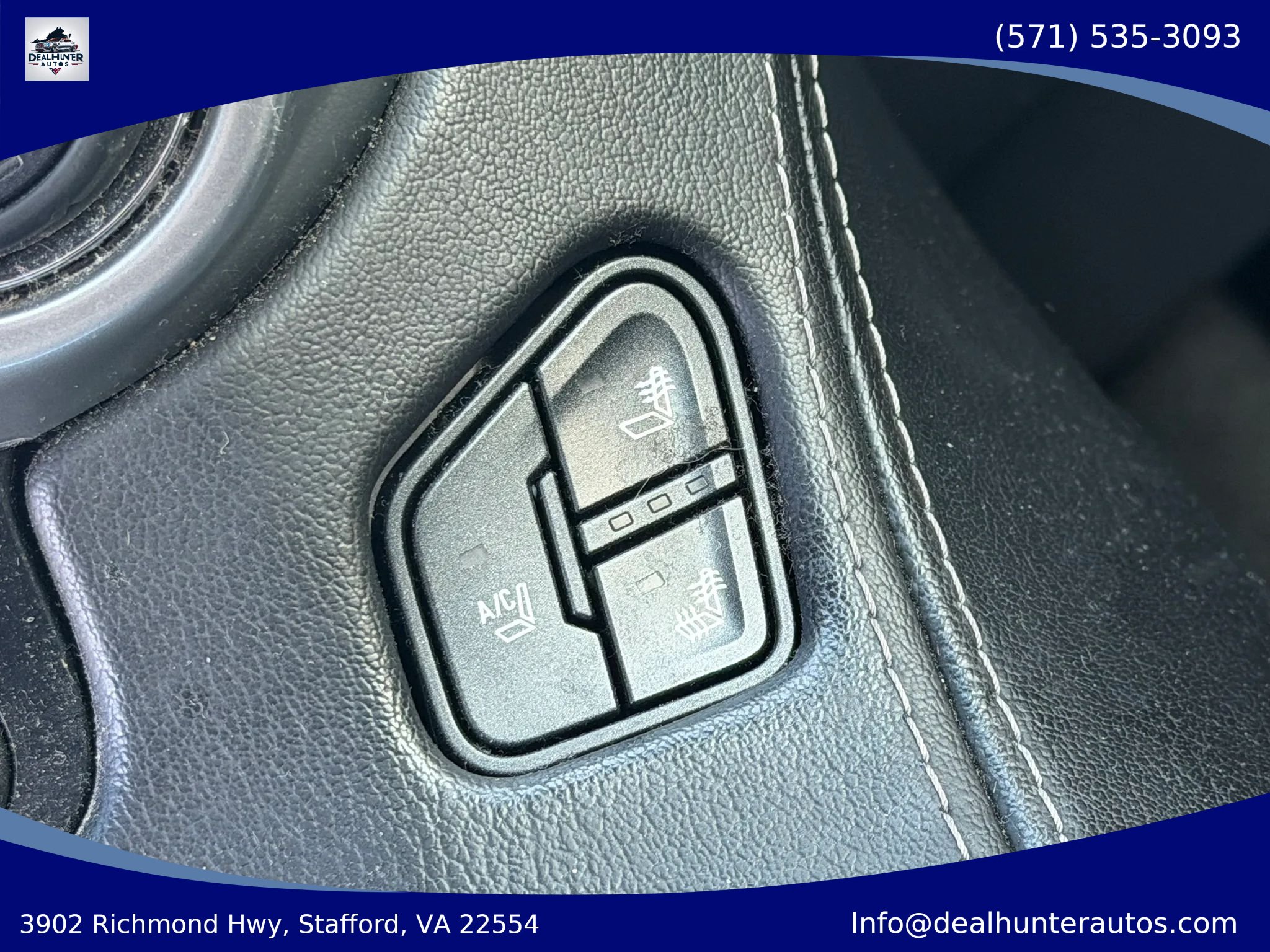 Used 2015 Chevrolet Tahoe LTZ AWD/4WD image 33
