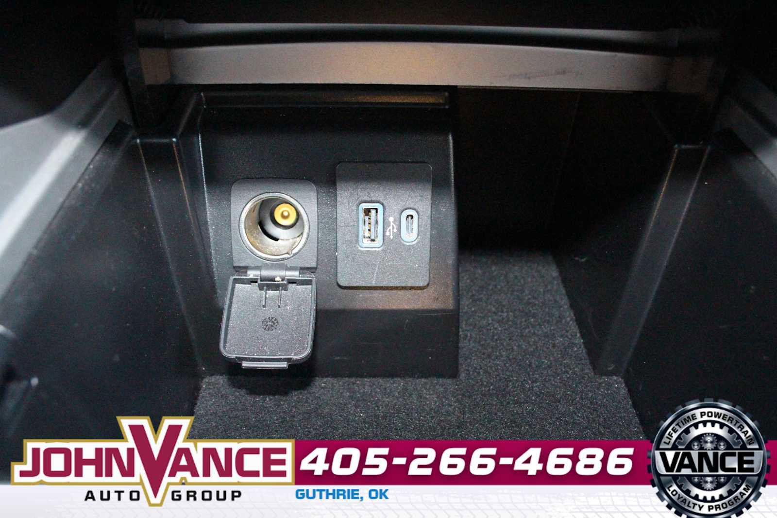 Used 2021 Ford Explorer Limited w/ Equipment Group 301A image 33