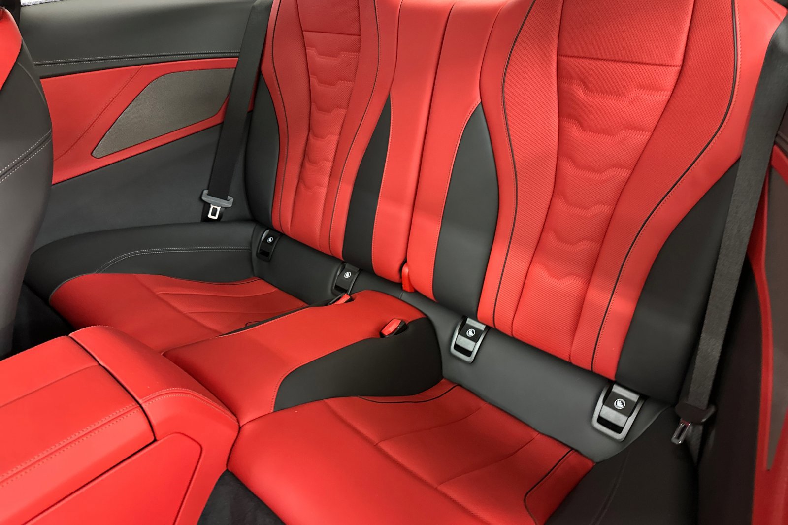 New 2026 BMW M850i xDrive Coupe w/ M Carbon Exterior Package image 19