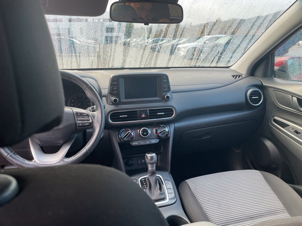 Used 2020 Hyundai Kona SEL FWD image 9