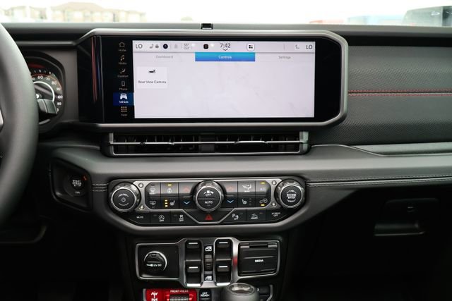 New 2026 Jeep Wrangler Rubicon image 12