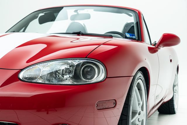 Used 2001 MAZDA MX-5 Miata RWD image 11