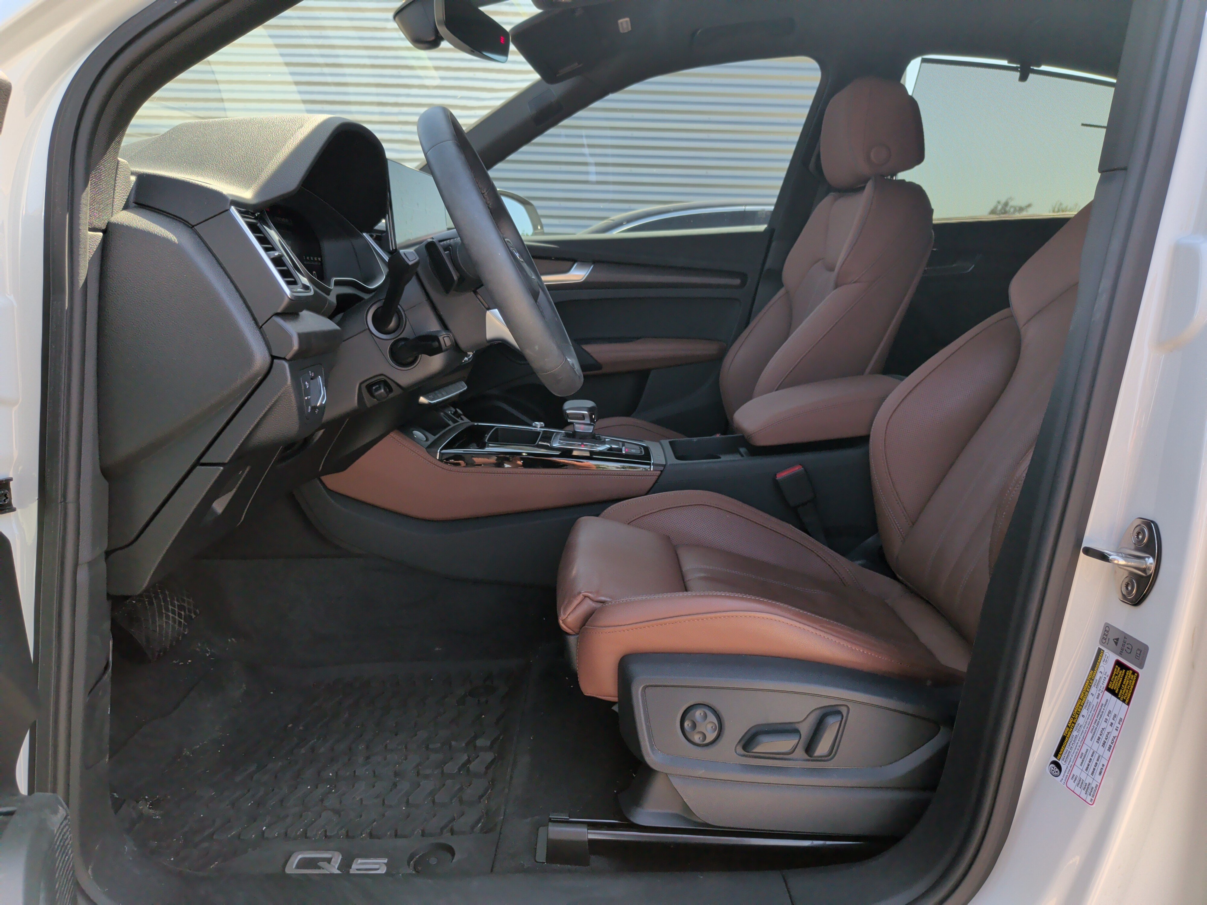 Certified 2023 Audi Q5 2.0T Premium Plus w/ Premium Plus Package AWD/4WD image 15