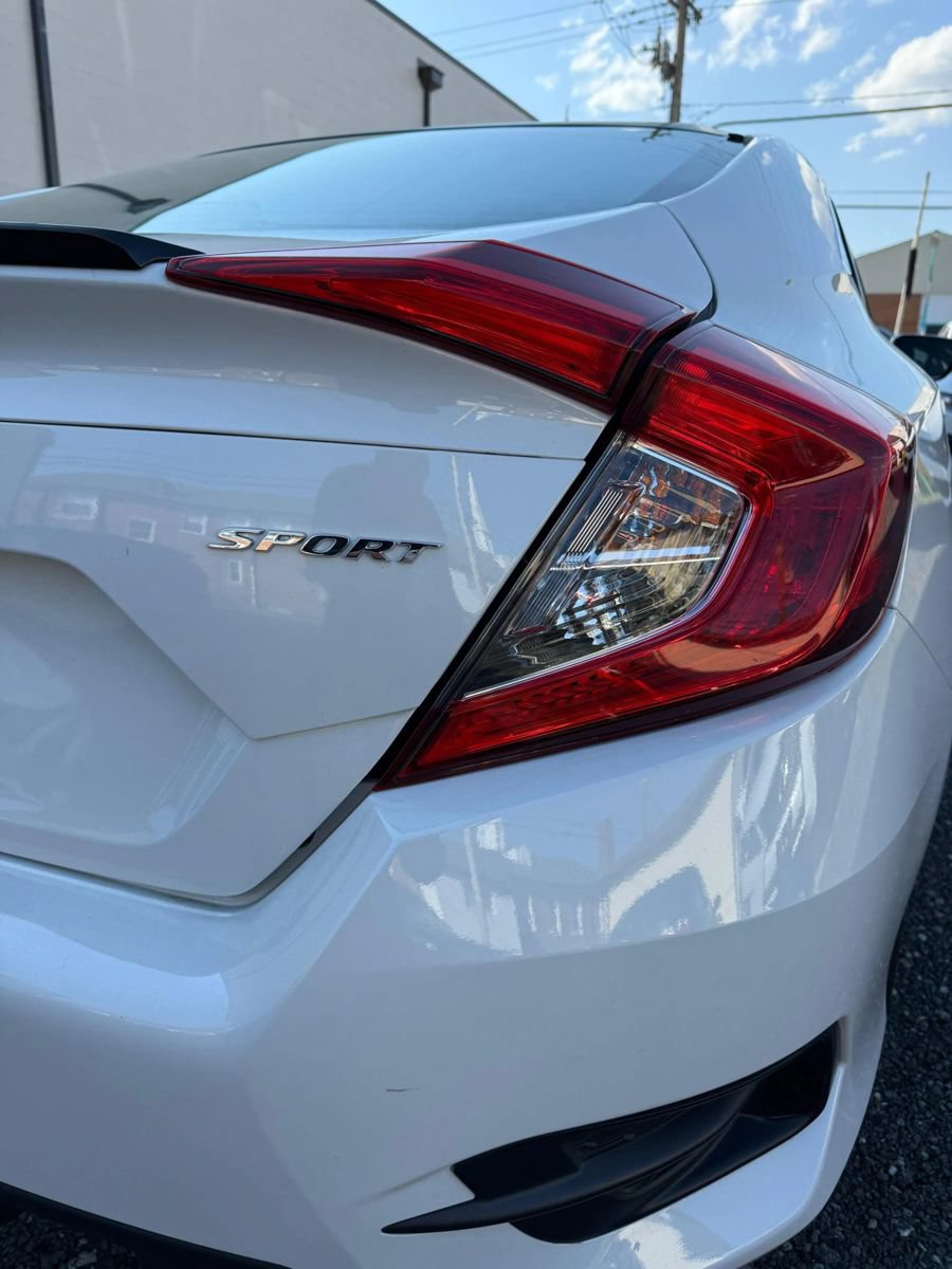 Used 2020 Honda Civic Sport image 13