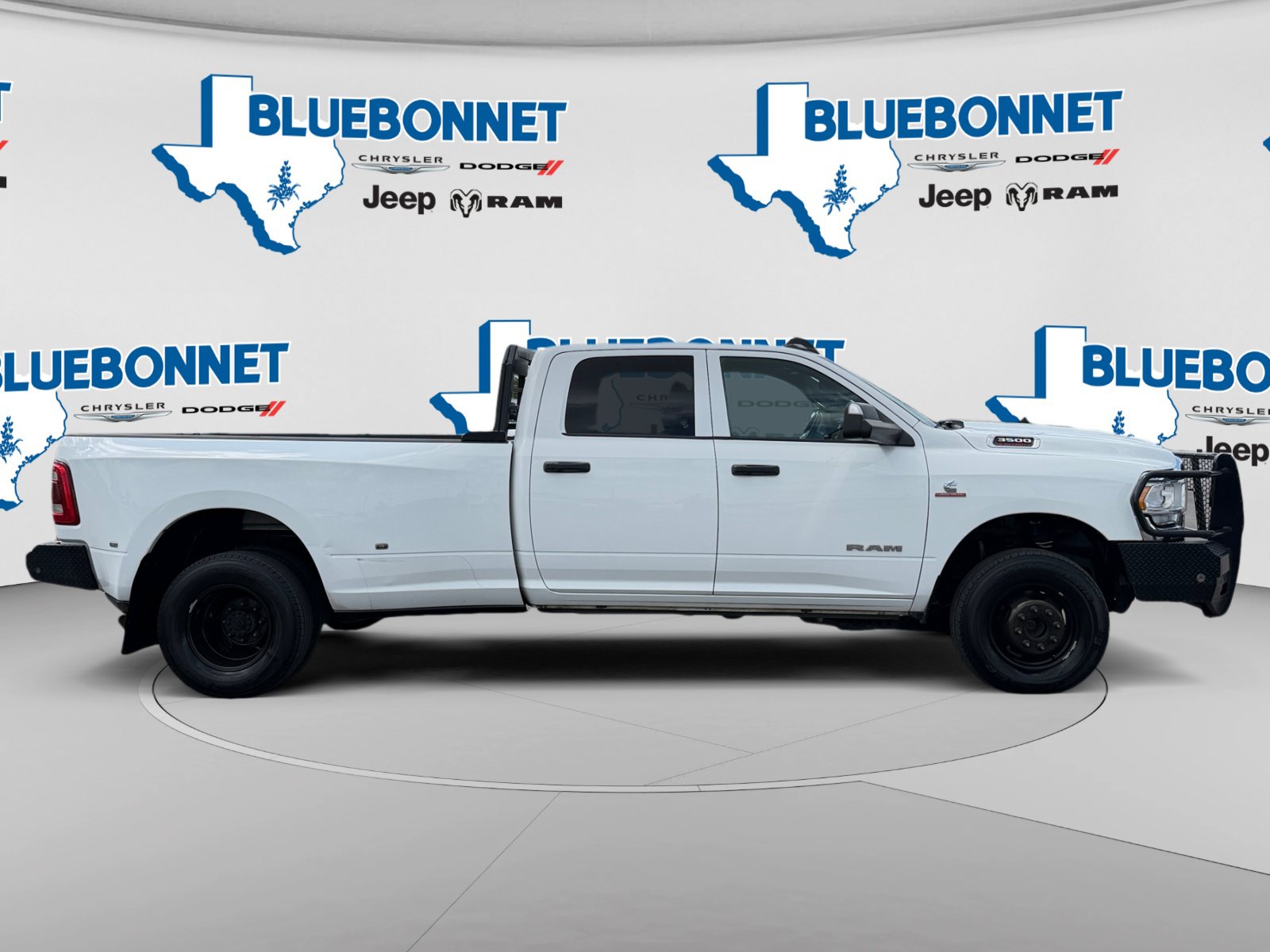 Certified 2022 RAM 3500 Tradesman w/ Max Tow Package AWD/4WD image 4
