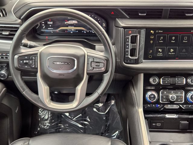 Used 2023 GMC Yukon XL Denali AWD/4WD image 27