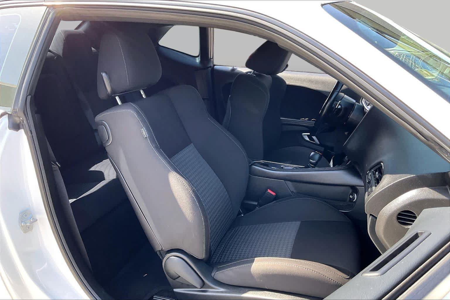 Used 2021 Dodge Challenger R/T w/ Blacktop Package RWD image 8