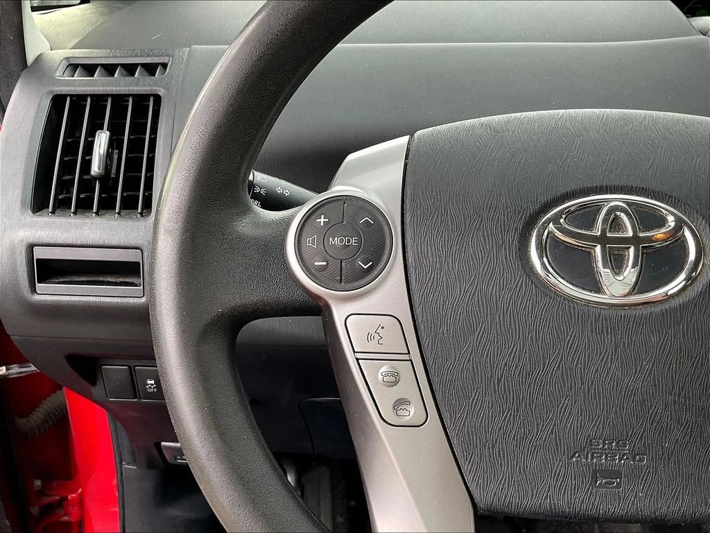 Used 2016 Toyota Prius V Two FWD image 11
