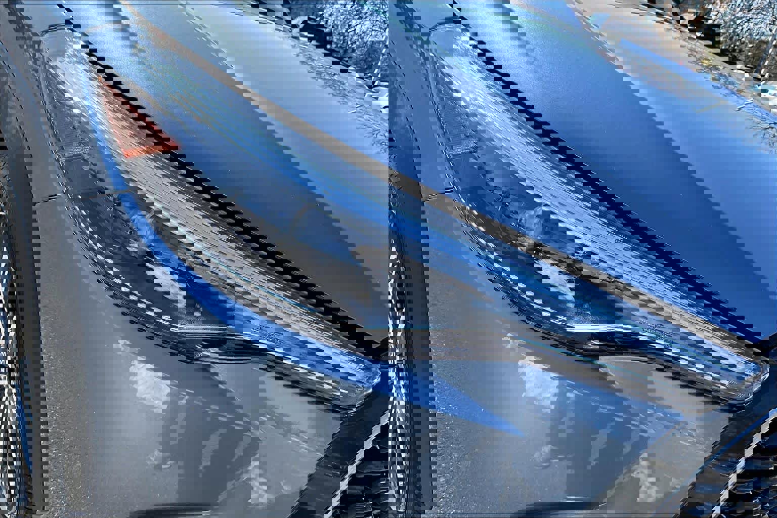 Used 2025 Toyota Corolla Cross XLE w/ Convenience Package image 28