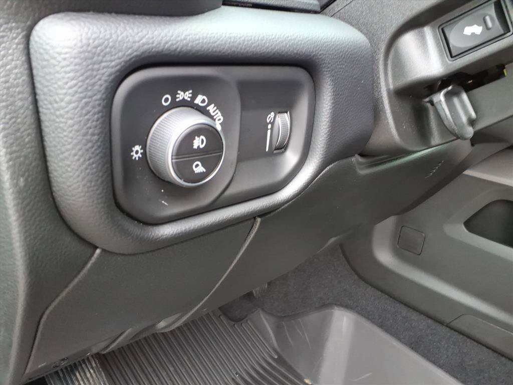 New 2026 RAM 2500 Big Horn AWD/4WD image 22