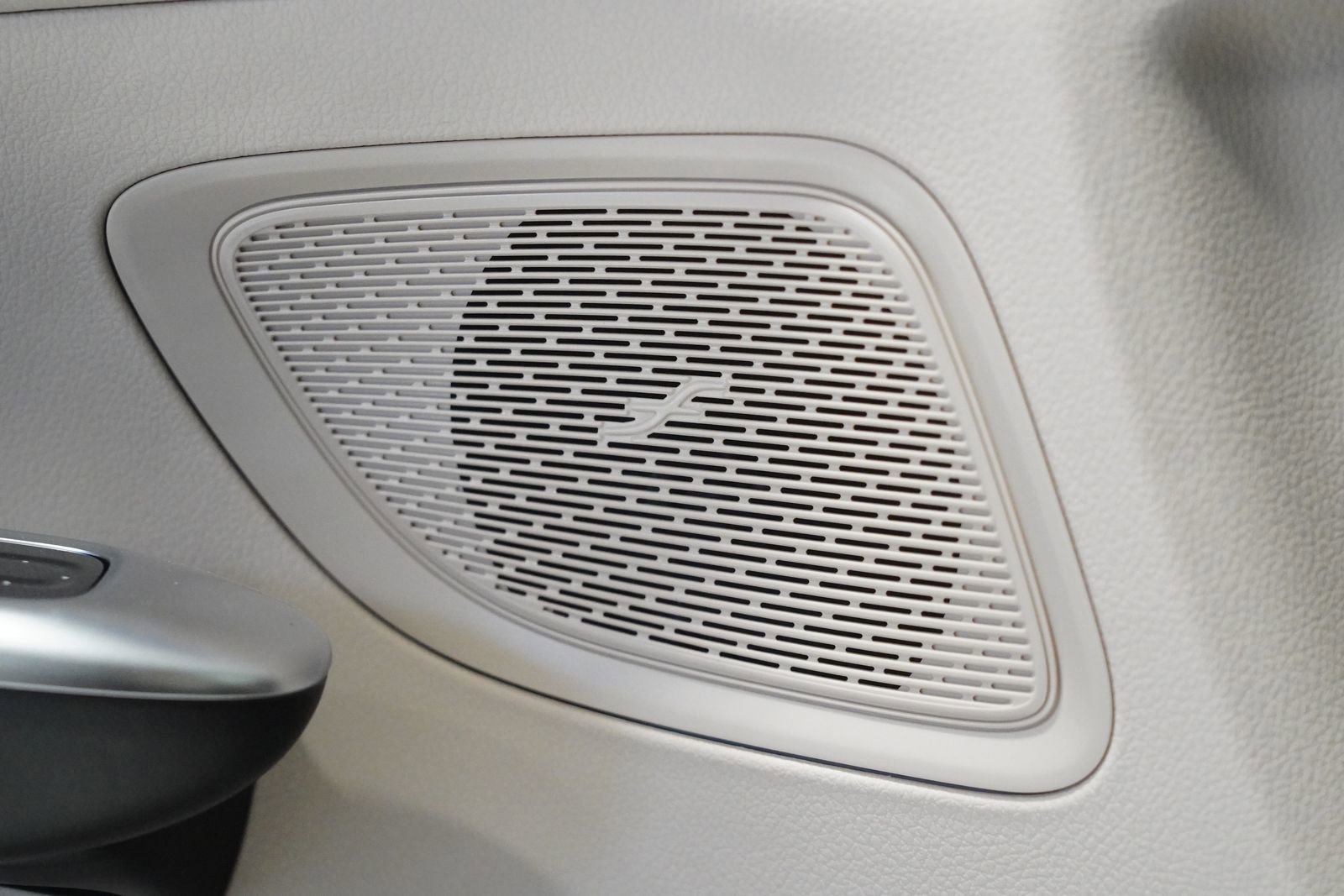 New 2026 Mercedes-Benz C 300 4MATIC Sedan image 29