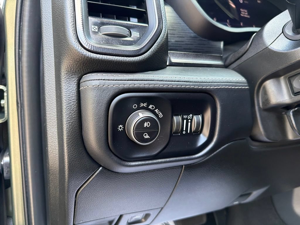Used 2024 RAM 2500 Rebel w/ Towing Technology Group AWD/4WD image 16