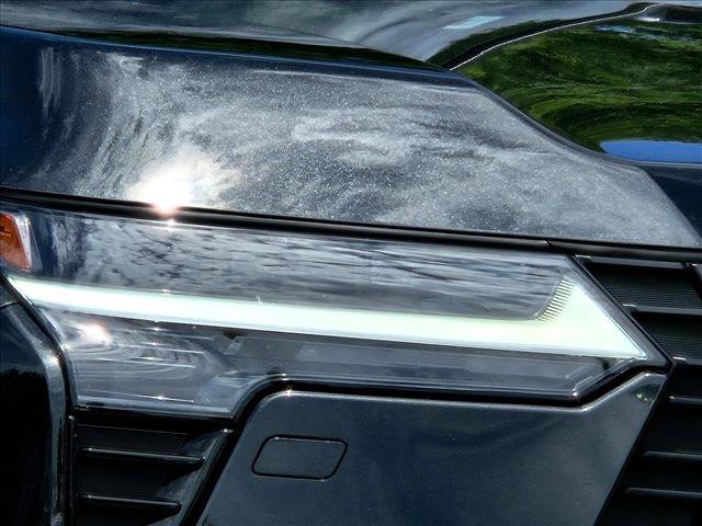 Used 2025 Lexus GX 550 w/ Cold Area Package AWD/4WD image 4