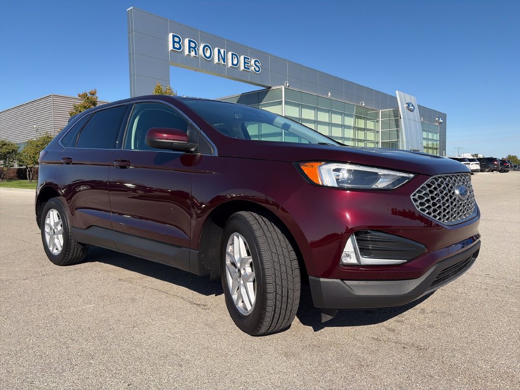 Used 2024 Ford Edge SEL w/ Convenience Package