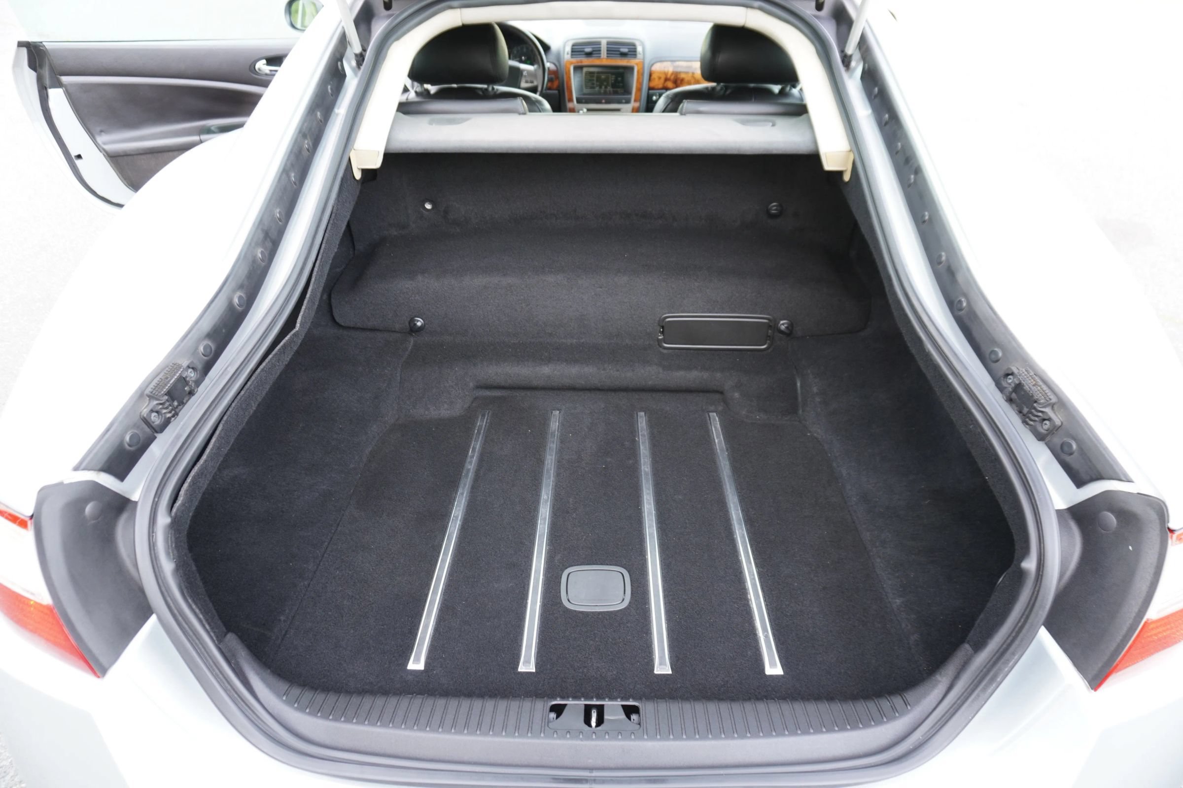 Used 2008 Jaguar XK Coupe RWD image 26