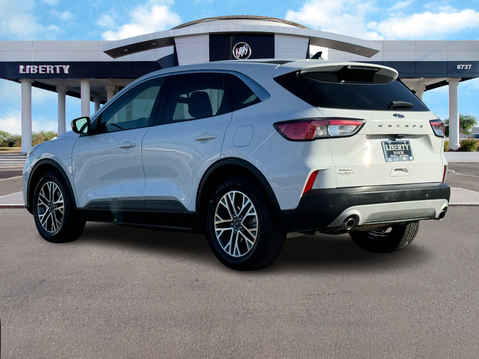 Used 2022 Ford Escape SEL image 6