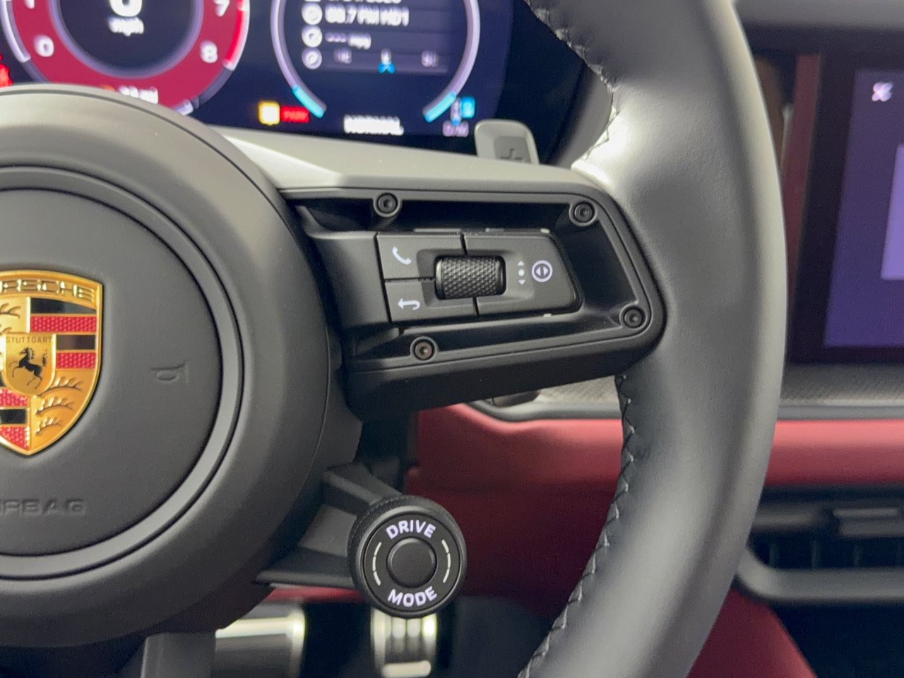 New 2026 Porsche Cayenne GTS AWD/4WD image 19