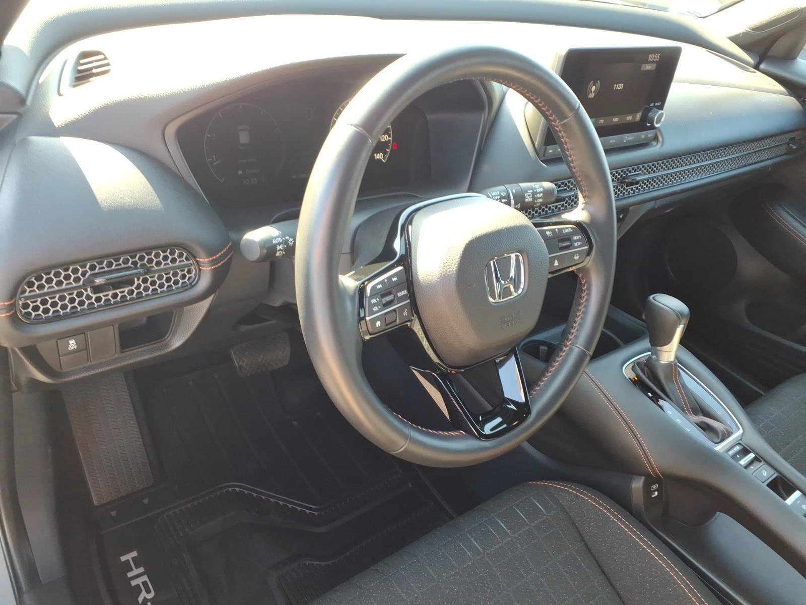 Used 2024 Honda HR-V Sport image 8