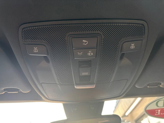 Used 2019 Mercedes-Benz GLA 250 image 26