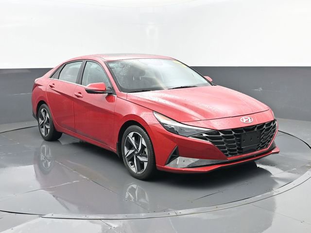 Used 2023 Hyundai Elantra Limited image 3