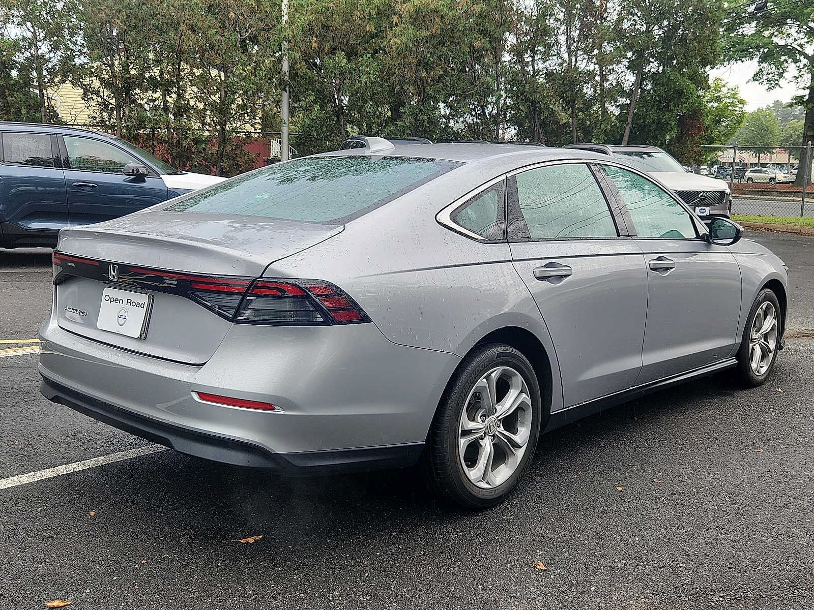 Used 2023 Honda Accord EX image 6