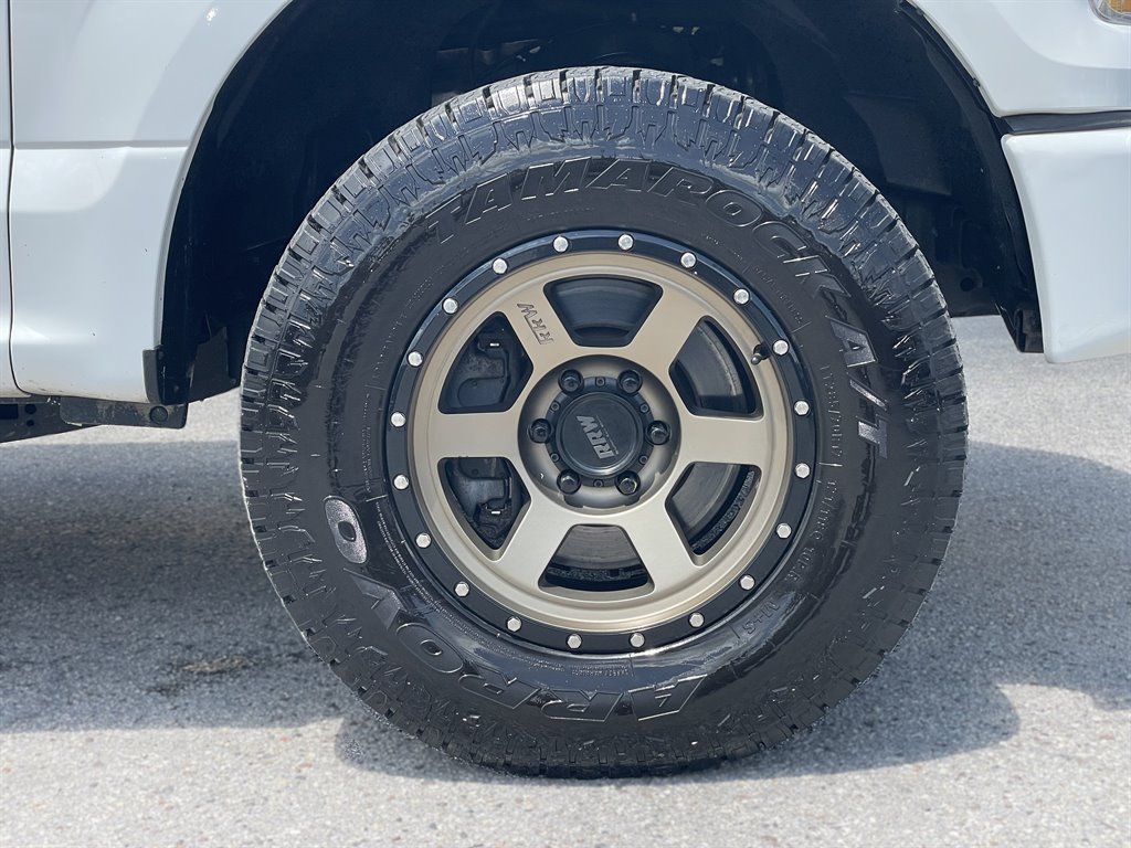 Used 2017 Ford F150 XLT AWD/4WD image 36