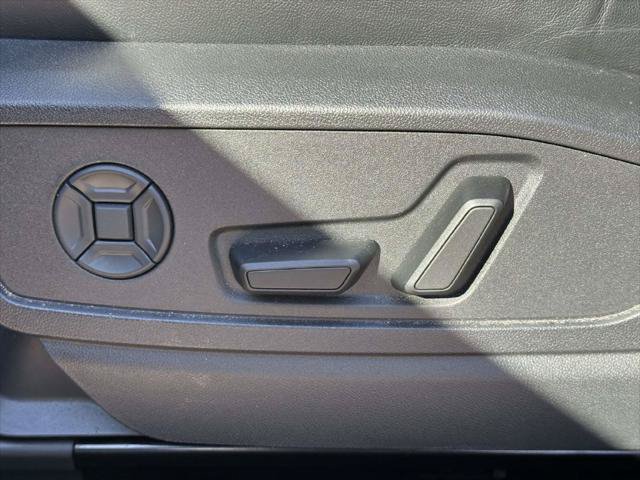 Used 2025 Audi Q5 Premium Plus w/ Premium Plus AWD/4WD image 21
