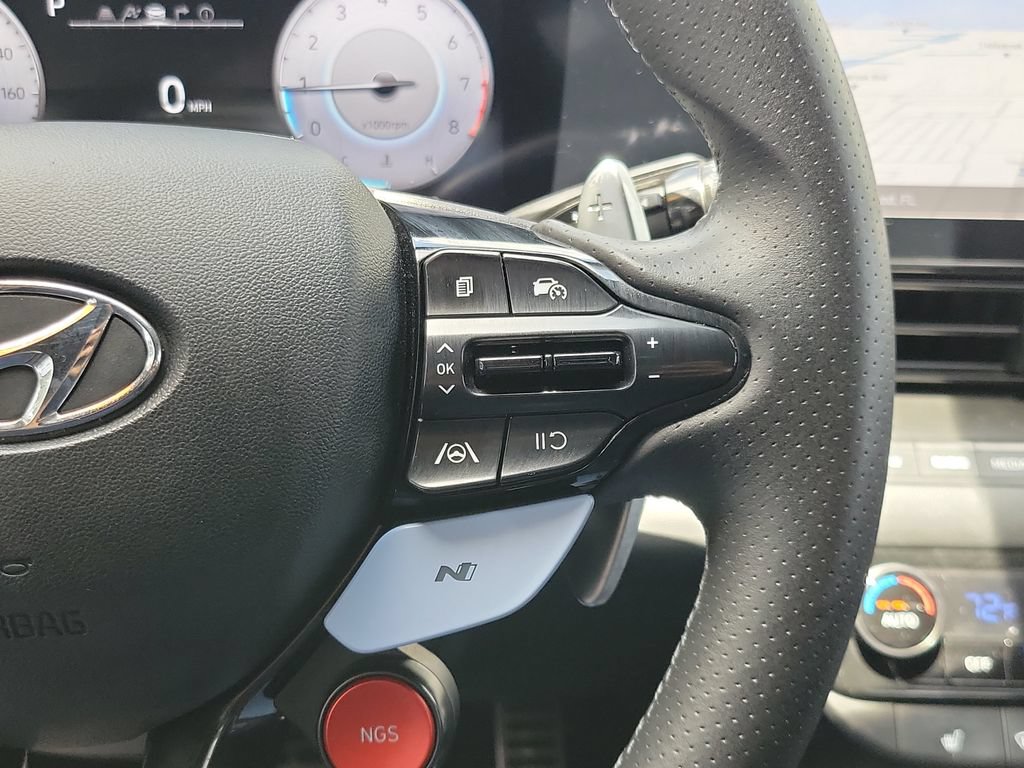 Used 2022 Hyundai Elantra N FWD image 20