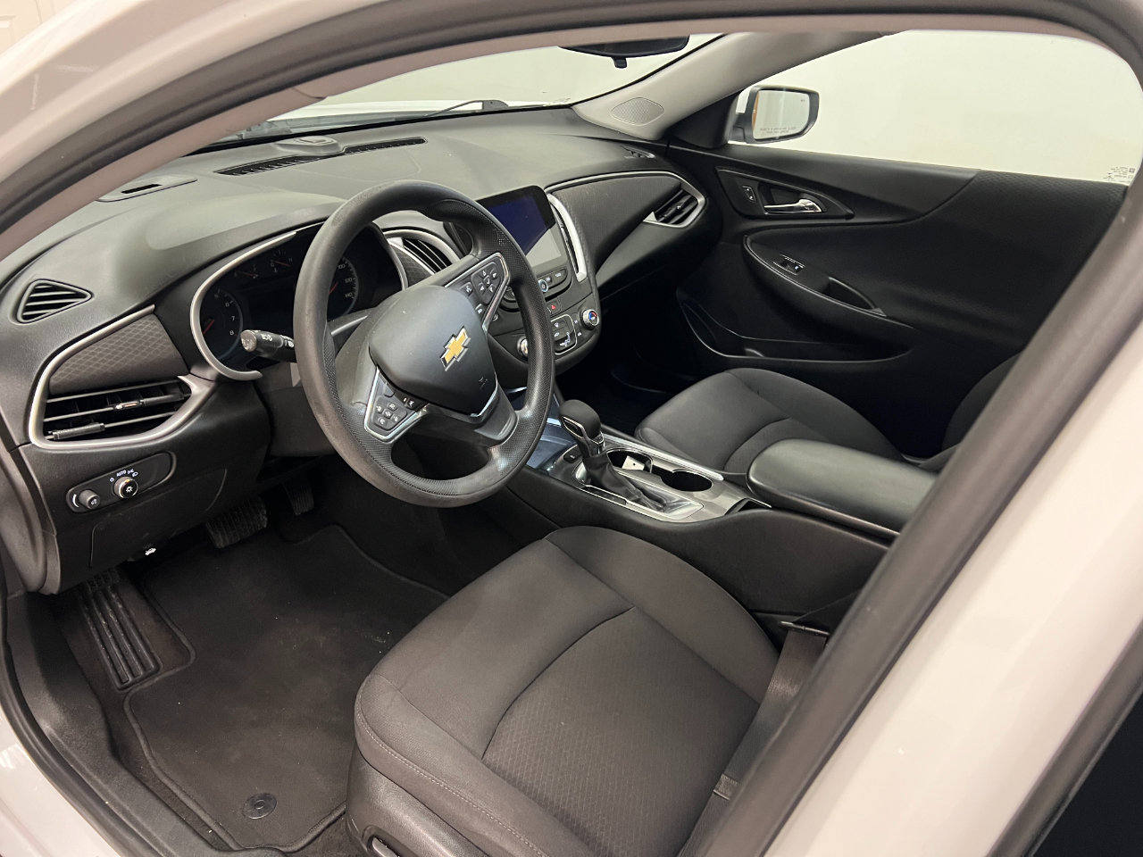 Used 2021 Chevrolet Malibu LS w/ Driver Confidence Package II image 22