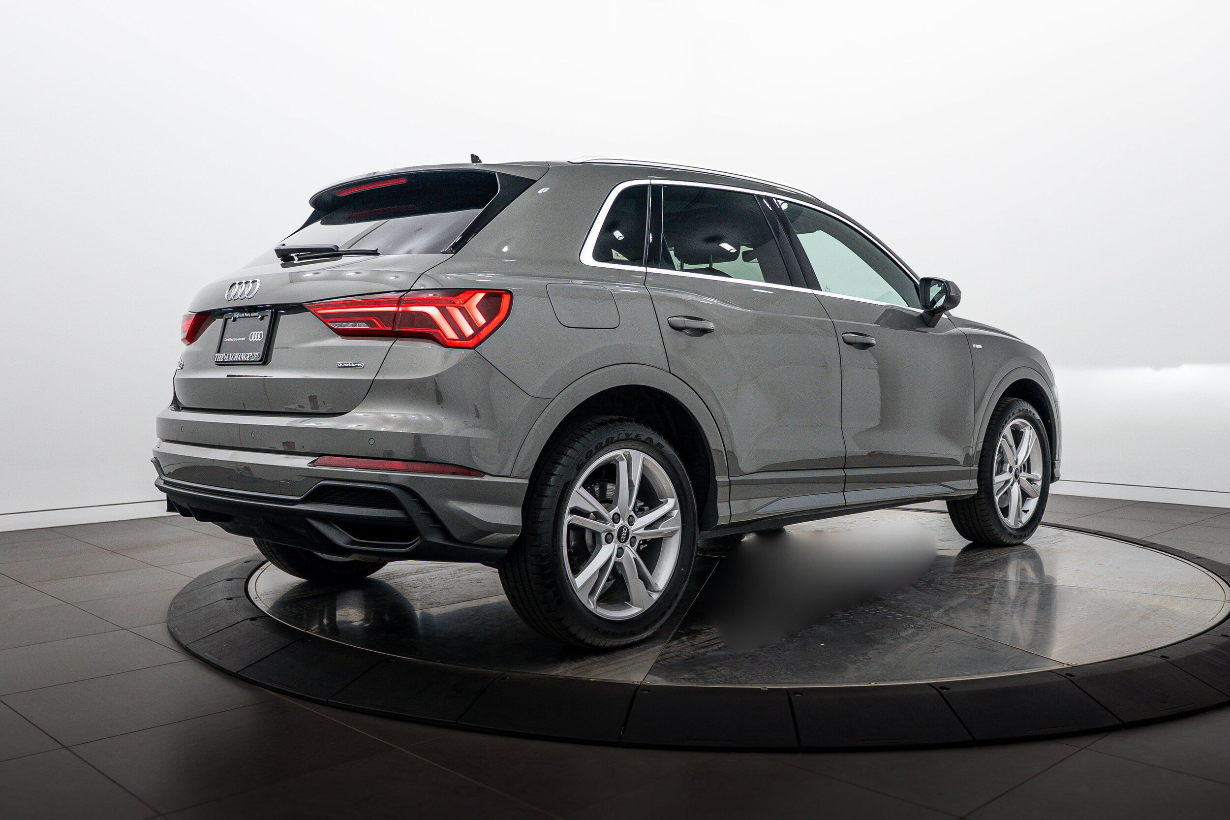 Certified 2023 Audi Q3 2.0T Premium Plus w/ Premium Plus Package AWD/4WD image 4