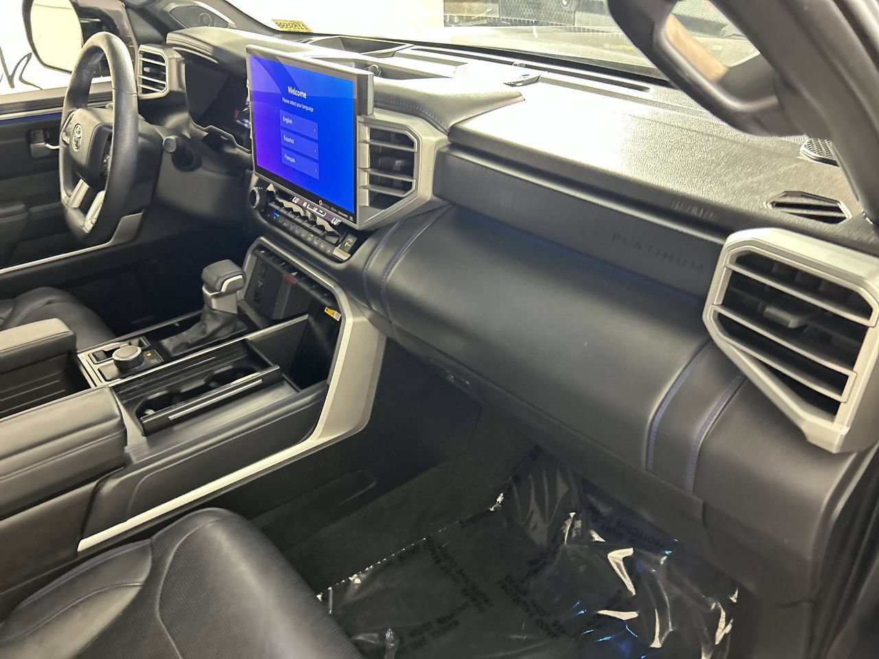 Used 2023 Toyota Sequoia Platinum AWD/4WD image 27