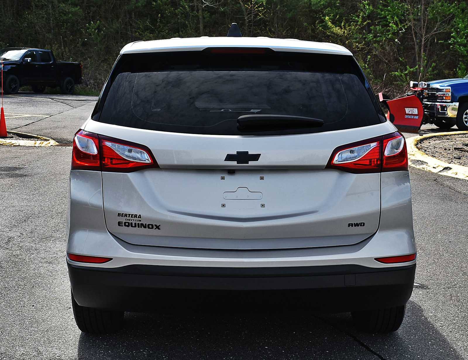 Used 2021 Chevrolet Equinox LS AWD/4WD image 7