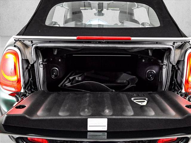 Used 2019 MINI Cooper S w/ Signature Upholstery Package FWD image 6