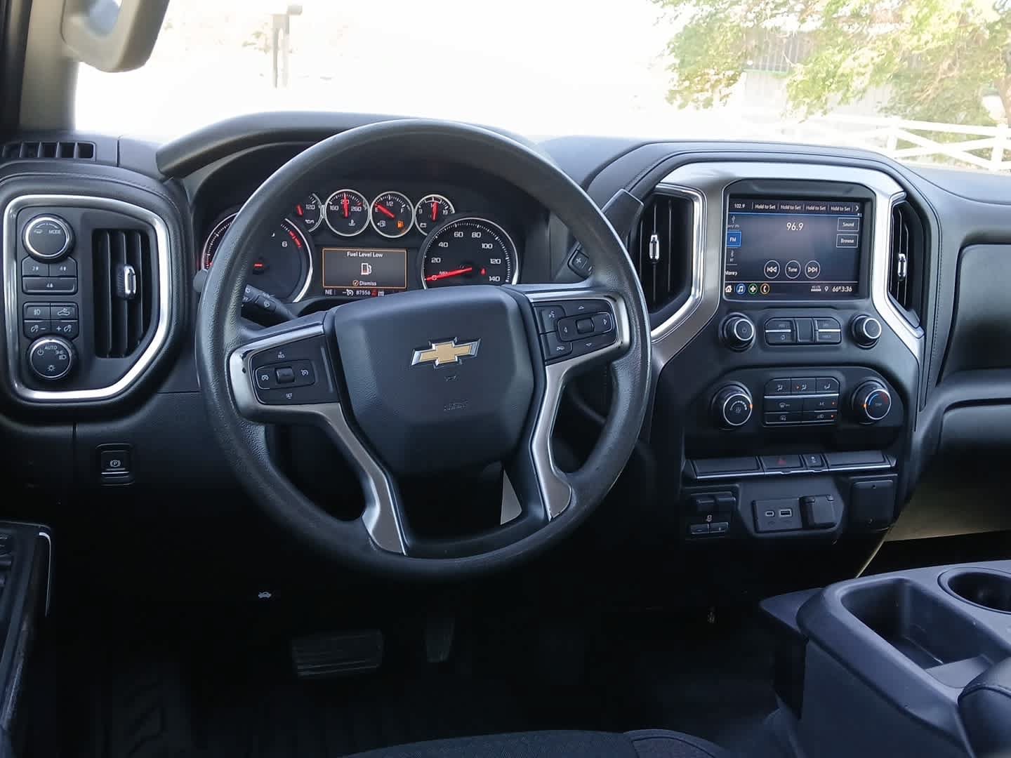 Used 2020 Chevrolet Silverado 2500 LT AWD/4WD image 24