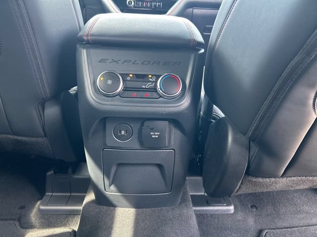 Certified 2026 Ford Explorer ST-Line w/ ST-Line Street Pack RWD image 17