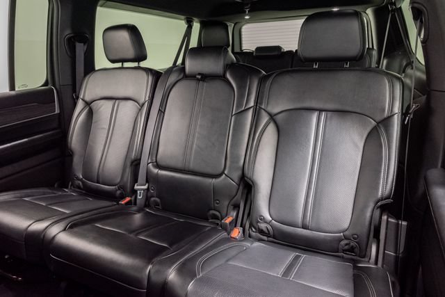 Certified 2024 Jeep Wagoneer L Series II w/ Flexible Seating Group AWD/4WD image 29